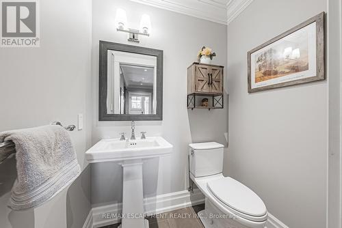 597 Old York Road, Burlington, ON - Indoor Photo Showing Bathroom