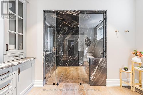 597 Old York Road, Burlington, ON - Indoor
