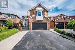 3211 DOVETAIL MEWS  Mississauga, ON L5L 5K4