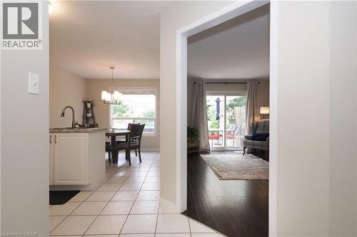 218 Inverhuron Crescent Unit# A, Waterloo, ON - Indoor