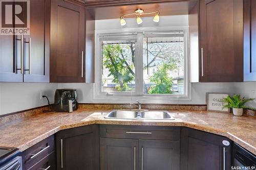 1385 Queen Crescent, Moose Jaw, SK - Indoor Photo Showing Kitchen With Double Sink