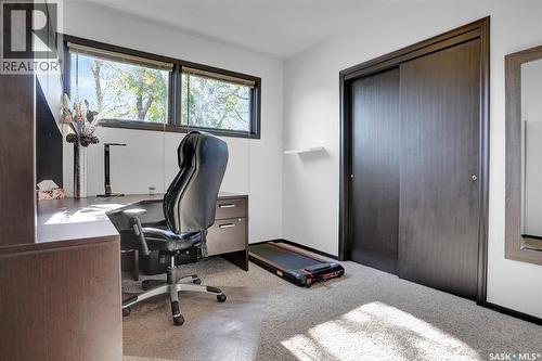 1385 Queen Crescent, Moose Jaw, SK - Indoor Photo Showing Office