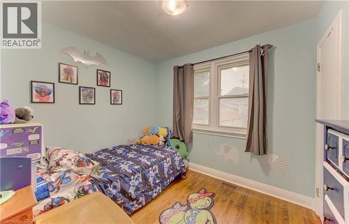 195 Belleview Avenue, Kitchener, ON - Indoor Photo Showing Bedroom