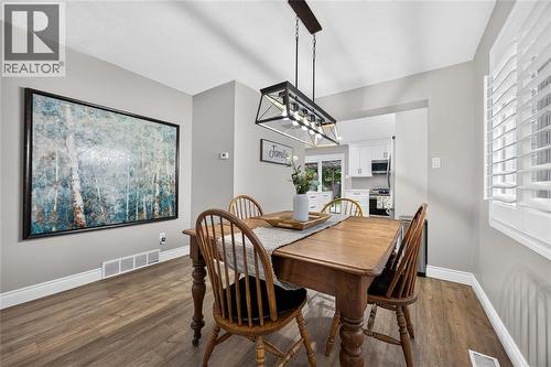 395 Brooktree Drive, St Clair, ON - Indoor Photo Showing Dining Room