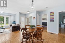 Dining Area - 