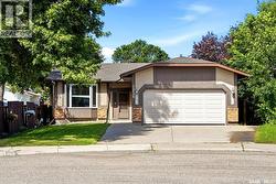 1054 Bayda CRESCENT  Regina, SK S4N 6Y6