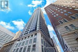 2614 - 70 TEMPERANCE STREET Toronto, ON M5H 4E8