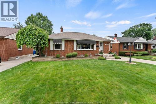 1003 Isabelle Place, Windsor, ON - Outdoor