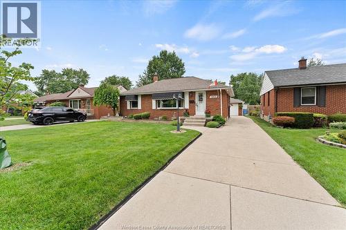 1003 Isabelle Place, Windsor, ON - Outdoor