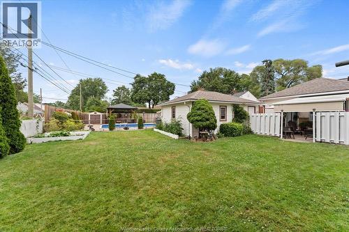 1003 Isabelle Place, Windsor, ON - Outdoor
