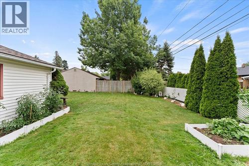 1003 Isabelle Place, Windsor, ON - Outdoor
