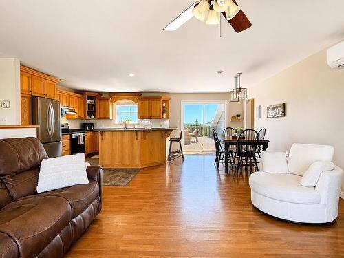 207 North Drive, Summerside, PE - Indoor Photo Showing Living Room