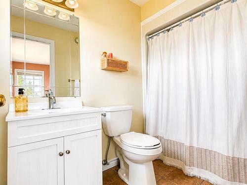 207 North Drive, Summerside, PE - Indoor Photo Showing Bathroom