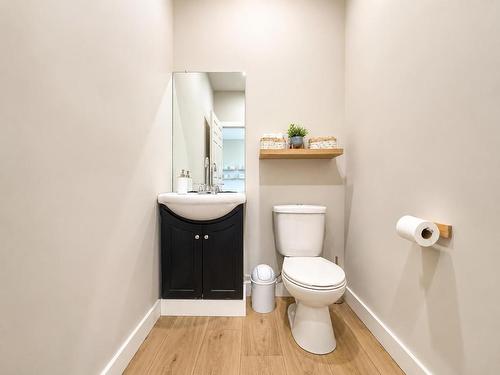 207 North Drive, Summerside, PE - Indoor Photo Showing Bathroom