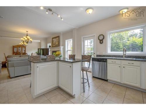 31 Grebe Avenue, Timberlea, NS - Indoor Photo Showing Kitchen