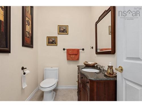 31 Grebe Avenue, Timberlea, NS - Indoor Photo Showing Bathroom