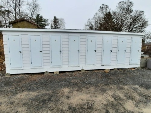 Rangement - 100 Boul. Kane, La Malbaie, QC - Outdoor