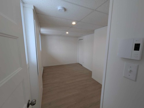 Bedroom - 70 Rue Lapointe, Clermont, QC - Indoor