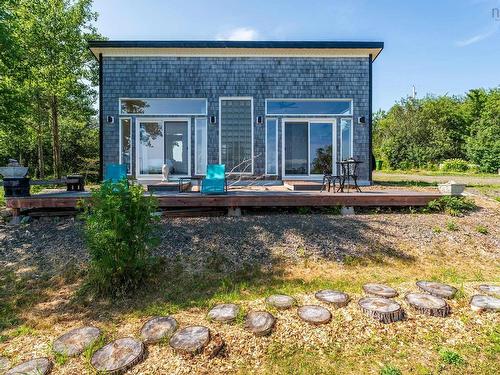 27 Thomas Road  Digby, NS B0V 1A0