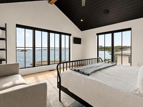65 Shore Drive, Bedford, NS - Indoor