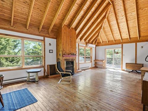 397 Chalet Drive, Vaughan, NS - Indoor With Fireplace