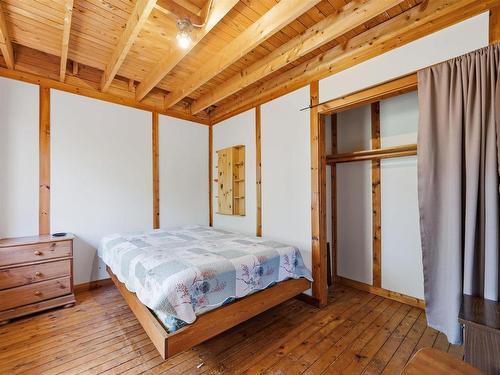 397 Chalet Drive, Vaughan, NS - Indoor Photo Showing Bedroom