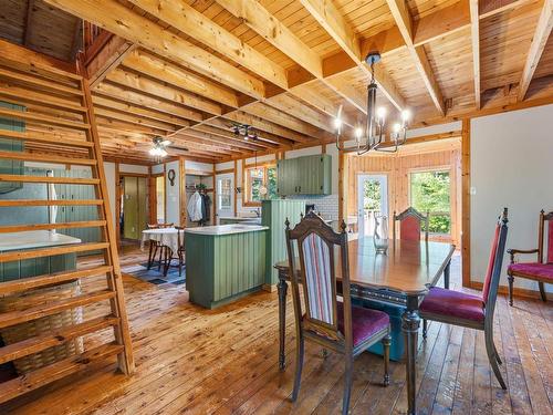 397 Chalet Drive, Vaughan, NS - Indoor Photo Showing Other Room