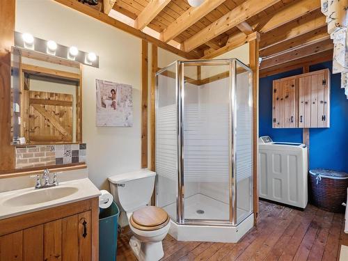 397 Chalet Drive, Vaughan, NS - Indoor Photo Showing Bathroom