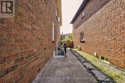 ROOM A - 169 KILLIAN ROAD , Vaughan, Ontario L6A 1A8 3