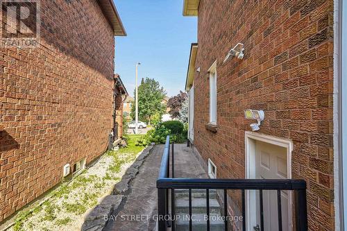 ROOM A - 169 KILLIAN ROAD , Vaughan, Ontario L6A 1A8 4