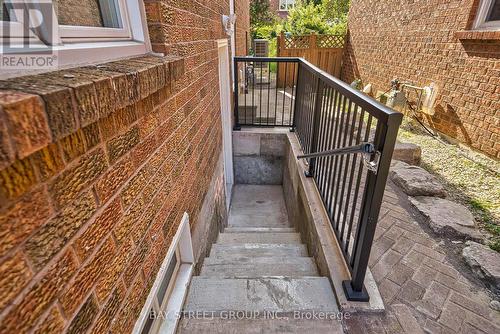 ROOM A - 169 KILLIAN ROAD , Vaughan, Ontario L6A 1A8 5