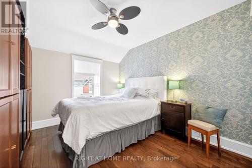 46 Bay Street, Mississauga, ON - Indoor Photo Showing Bedroom