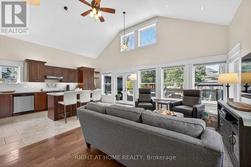 46 Bay Street, Mississauga, ON - Indoor Photo Showing Other Room