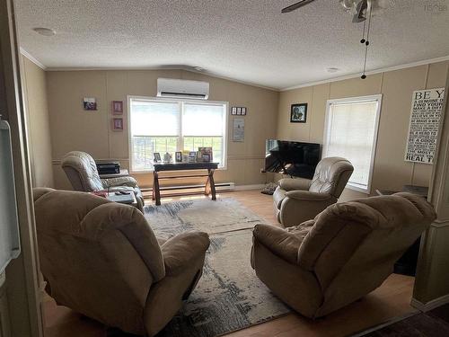 92 Putnam Road, Masstown, NS 