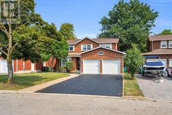 82 TURTLECREEK BOULEVARD  Brampton, ON L6W 3X9