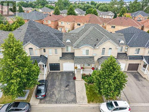 7 OLIVETT LANE  Brampton, ON L7A 2X3