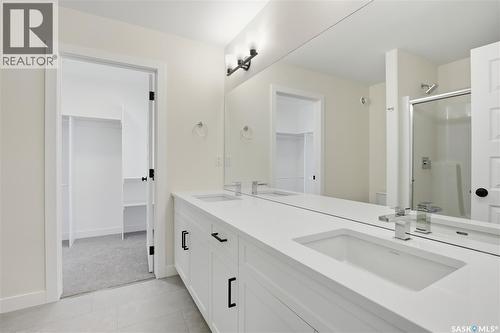 692 Nazarali Lane, Saskatoon, SK - Indoor Photo Showing Bathroom