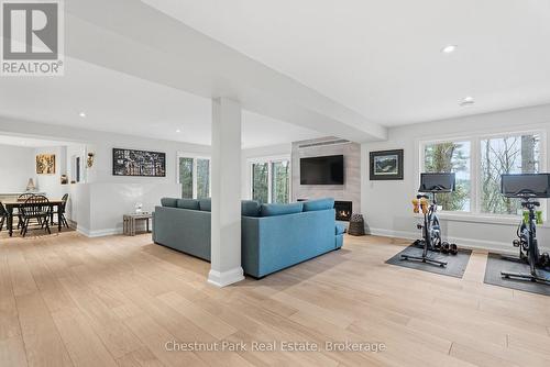 Spacious recreation area - 30 Stephen Road, Muskoka Lakes (Medora), ON - Indoor