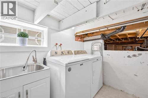 46 Bay Street, Mississauga, ON - Indoor Photo Showing Laundry Room