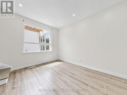 148 Sexton Crescent, Toronto, ON - Indoor Photo Showing Other Room
