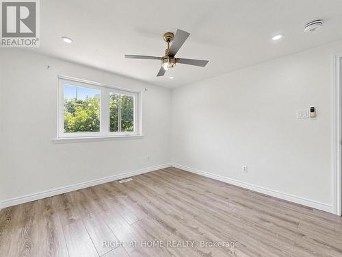 148 Sexton Crescent, Toronto, ON - Indoor Photo Showing Other Room