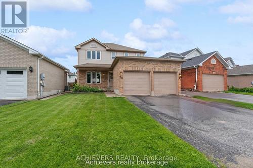 66 LEGGOTT AVENUE  Barrie, ON L4N 8B7