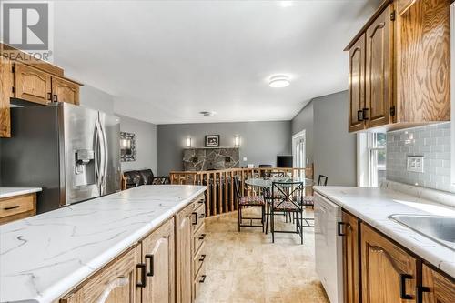 347 Moonrock, Sudbury, ON - Indoor Photo Showing Kitchen