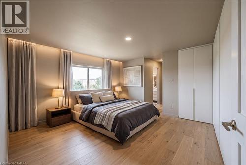 104 Sideroad 18, Fergus, ON - Indoor Photo Showing Bedroom