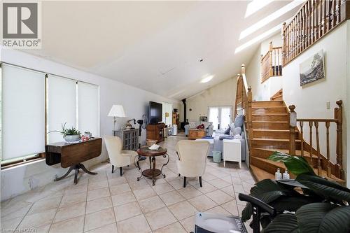 104 Sideroad 18, Fergus, ON - Indoor Photo Showing Other Room