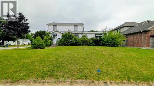 17 ALBERT STREET  Point Edward, ON N7V 1P8