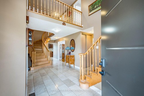 3211 Dovetail Mews, Mississauga, ON - Indoor Photo Showing Other Room