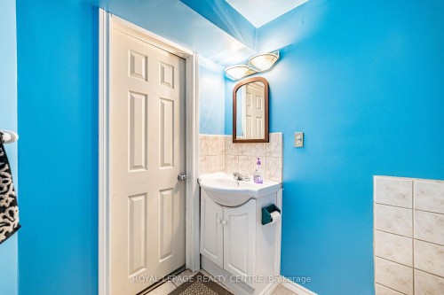 3211 Dovetail Mews, Mississauga, ON - Indoor Photo Showing Bathroom