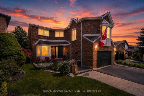 3211 Dovetail Mews, Mississauga, ON - Outdoor