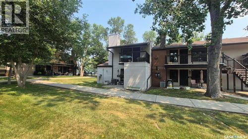 66 Gore Place, Regina, SK - Outdoor